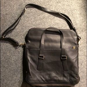 Genuine Fossil leather bag/satchel